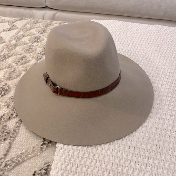 Eric Javits Accessories - Eric Javits Wool Hat